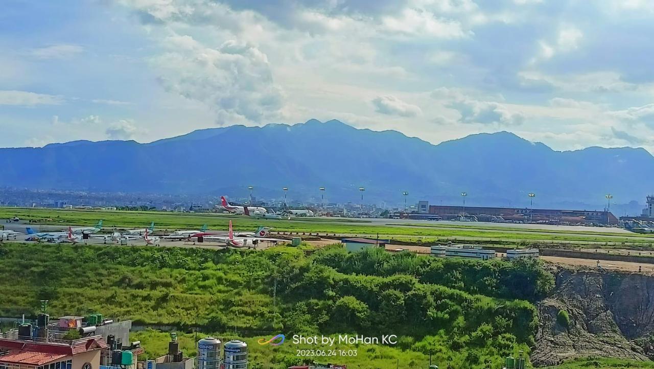 Kathmandu Airport View Hotel And Lodge Exteriér fotografie